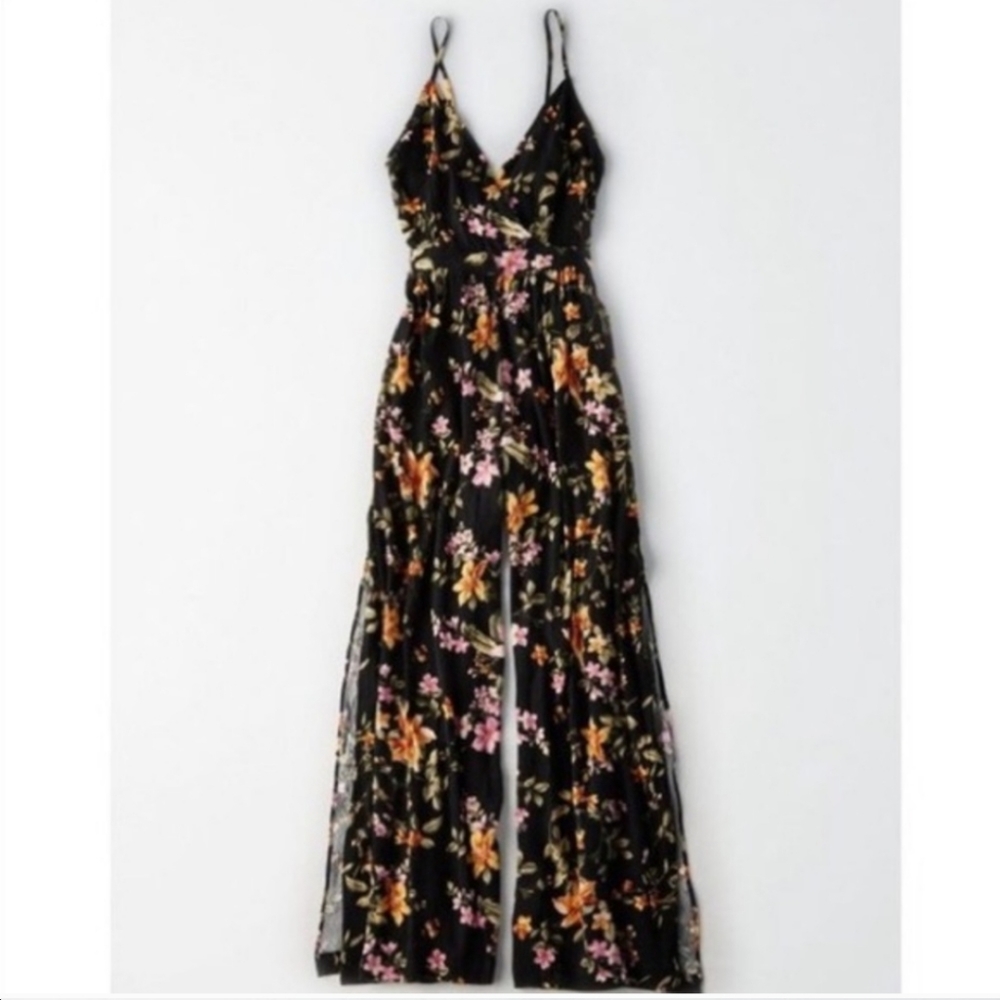 American Eagle Outfitters Floral Jumpsuit